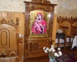 Tron Maica Domnului - Manastirea Rosia Arad